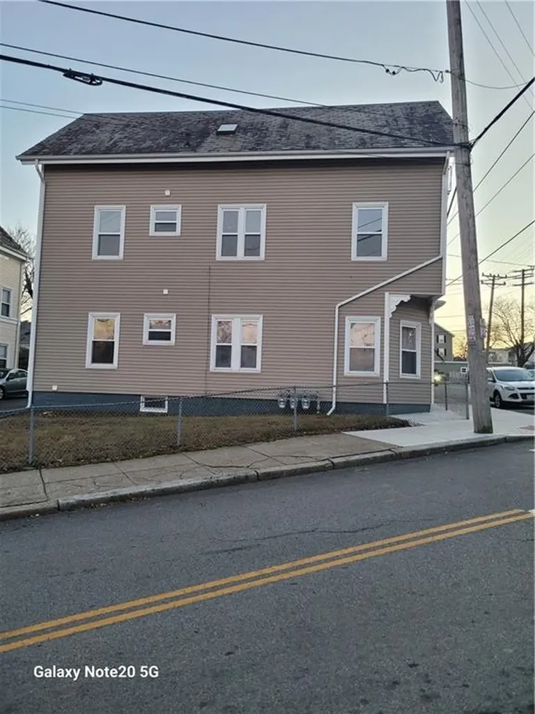 230 Pawtucket Avenue Pawtucket RI 02860