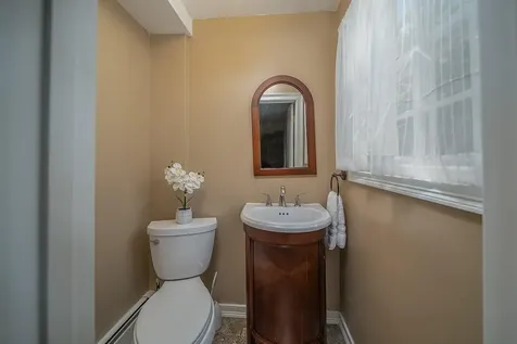 27 Mayflower Drive East Greenwich RI 02818