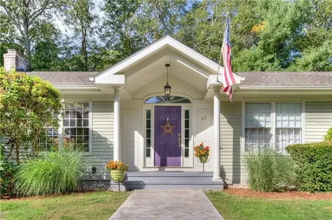 27 Mayflower Drive East Greenwich RI 02818