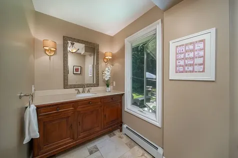 27 Mayflower Drive East Greenwich RI 02818