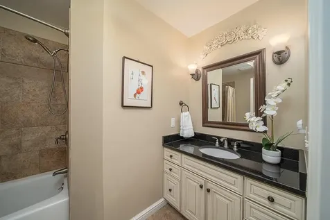 27 Mayflower Drive East Greenwich RI 02818