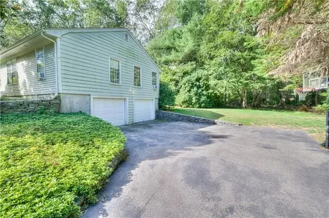 27 Mayflower Drive East Greenwich RI 02818