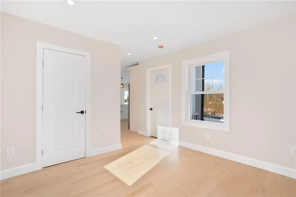 43 Massachusetts Avenue Cumberland RI 02864