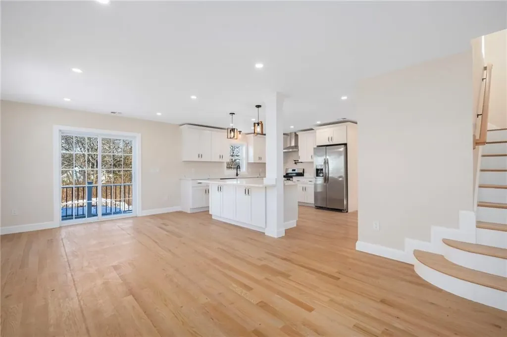 43 Massachusetts Avenue Cumberland RI 02864