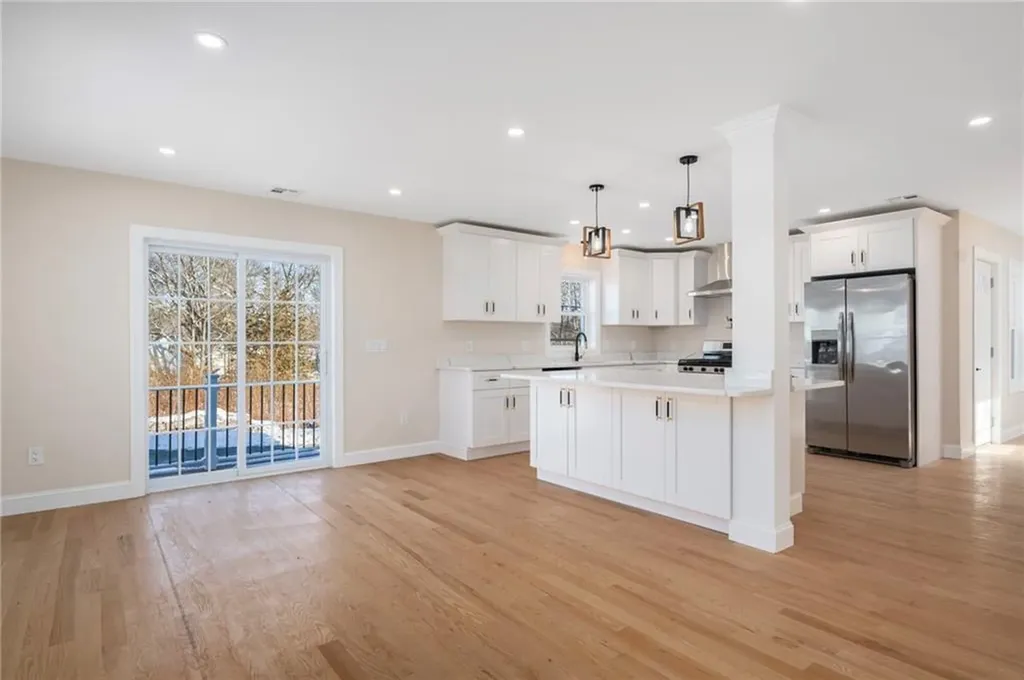 43 Massachusetts Avenue Cumberland RI 02864