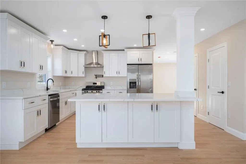 43 Massachusetts Avenue Cumberland RI 02864