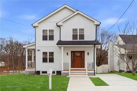 43 Massachusetts Avenue Cumberland RI 02864