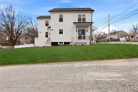 43 Massachusetts Avenue Cumberland RI 02864