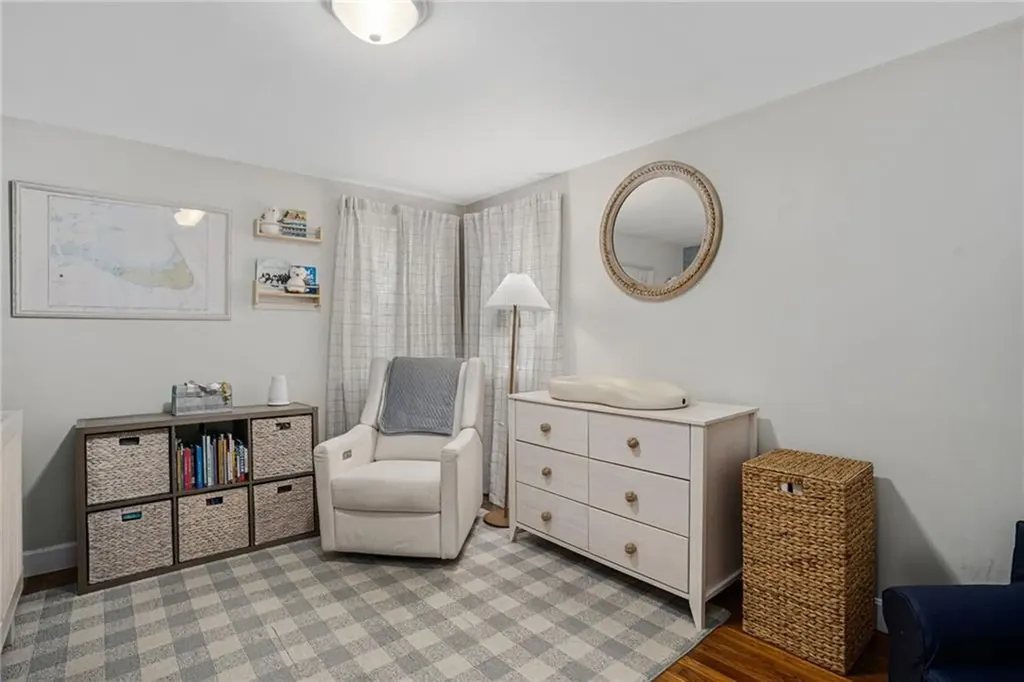 23 Laurelhurst Road Cranston RI 02920