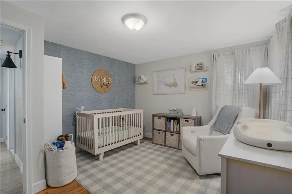 23 Laurelhurst Road Cranston RI 02920