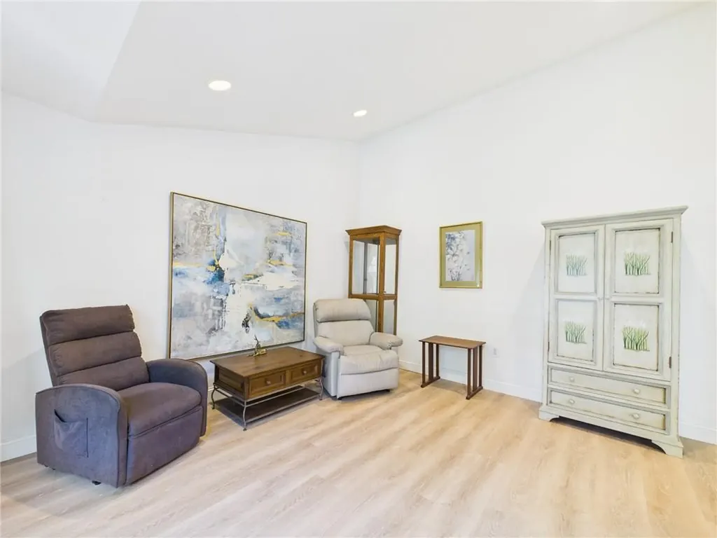 56 Wanda Street Narragansett RI 02882