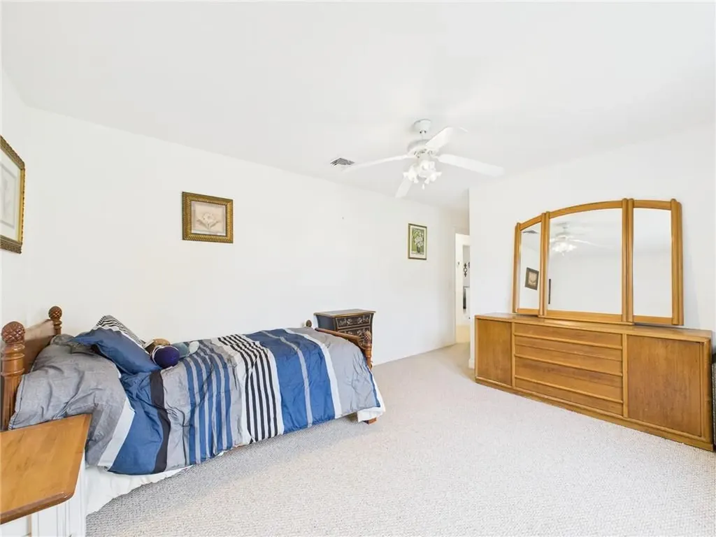 56 Wanda Street Narragansett RI 02882