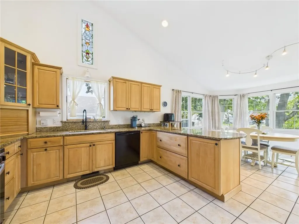 56 Wanda Street Narragansett RI 02882