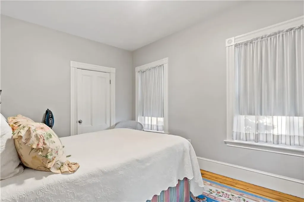 88 Burton Street Bristol RI 02809