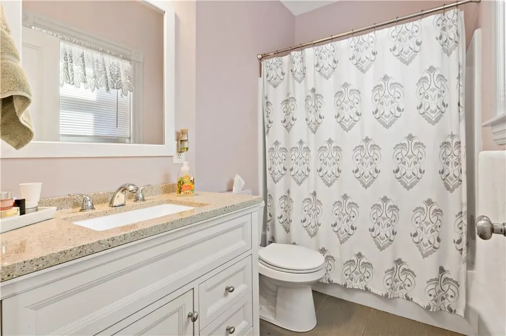 88 Burton Street Bristol RI 02809
