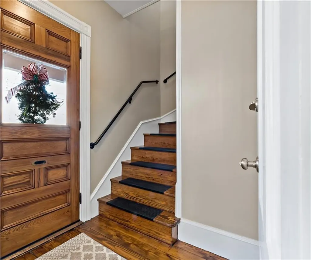 88 Burton Street Bristol RI 02809