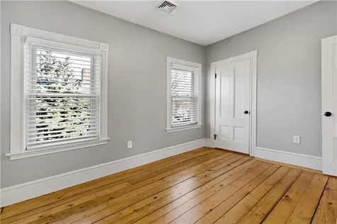 88 Burton Street Bristol RI 02809