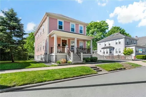 88 Burton Street Bristol RI 02809