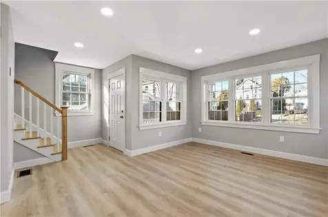 88 Burton Street Bristol RI 02809