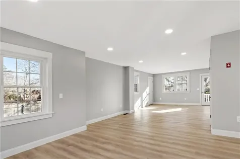 88 Burton Street Bristol RI 02809