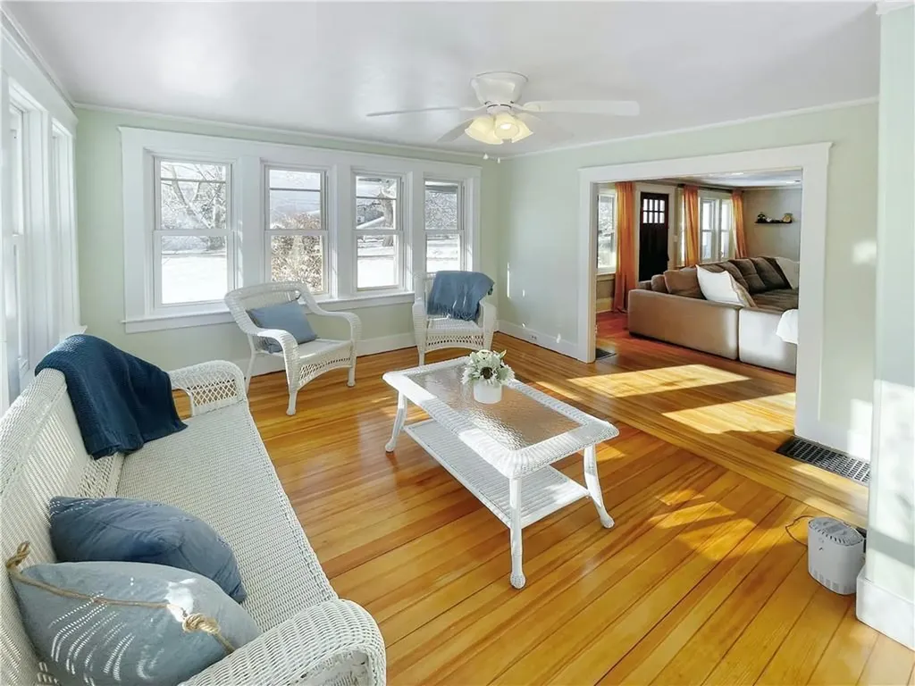 85 Hopkins Avenue Johnston RI 02919