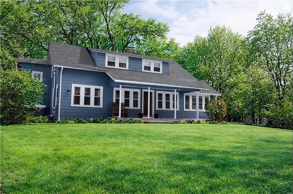 85 Hopkins Avenue Johnston RI 02919