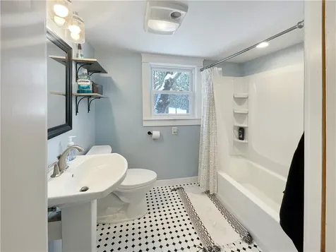 85 Hopkins Avenue Johnston RI 02919