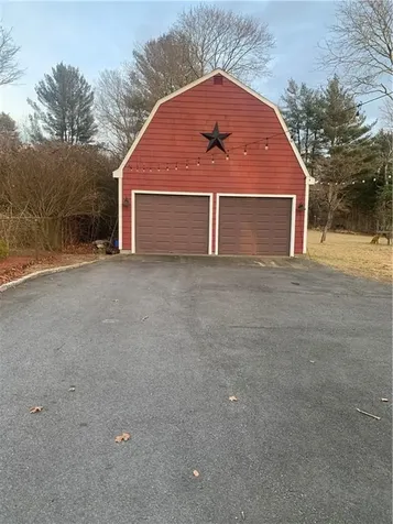 85 Hopkins Avenue Johnston RI 02919