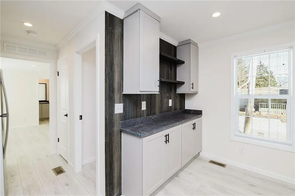 1346 Newport Avenue Attleboro MA 02703