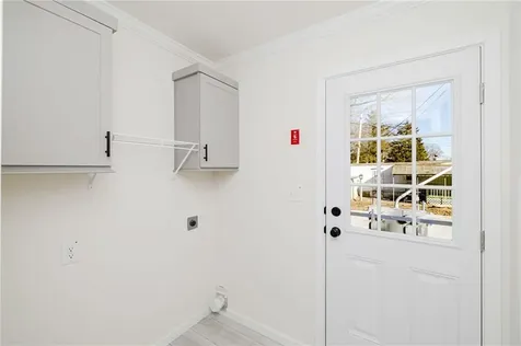 1346 Newport Avenue Attleboro MA 02703