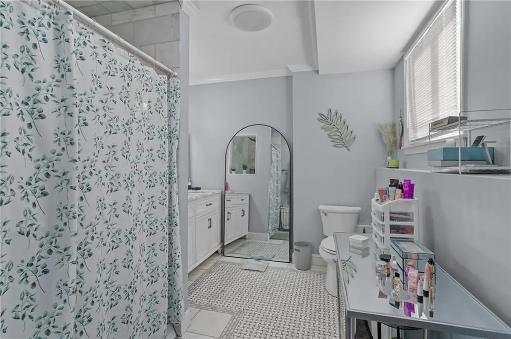 1275 Seven Mile Road Cranston RI 02831