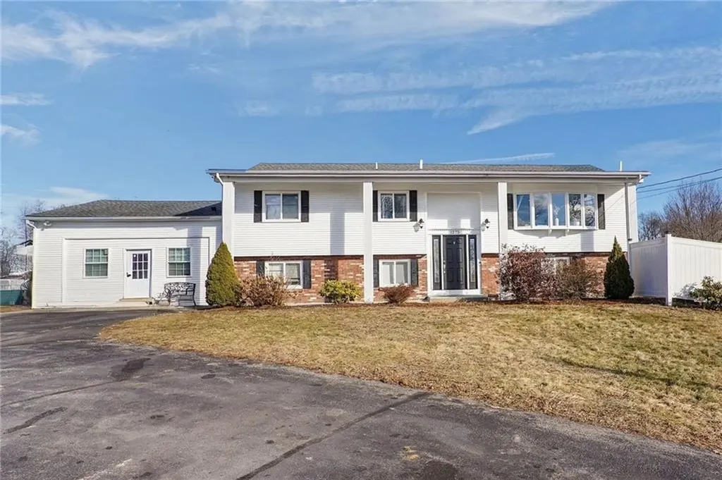 1275 Seven Mile Road Cranston RI 02831