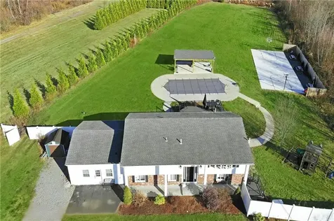 1275 Seven Mile Road Cranston RI 02831