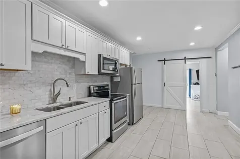 1275 Seven Mile Road Cranston RI 02831