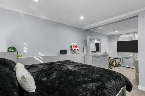 1275 Seven Mile Road Cranston RI 02831