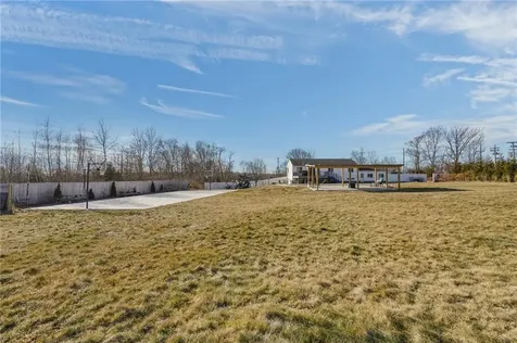 1275 Seven Mile Road Cranston RI 02831