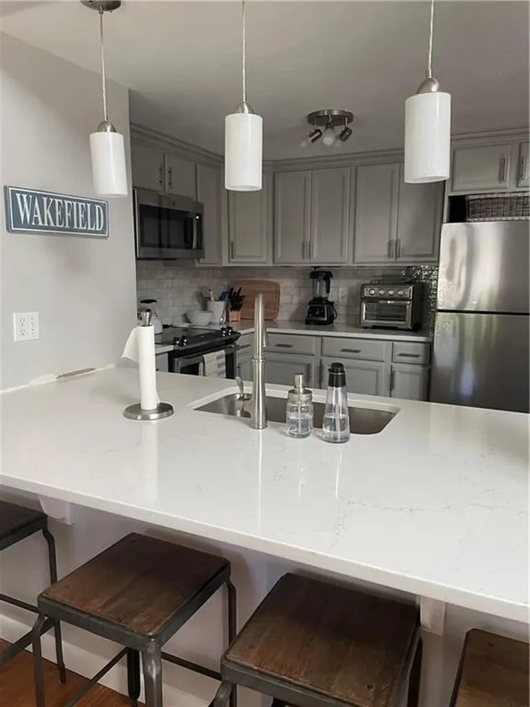 222 Sweet Allen Farm Road South Kingstown RI 02879