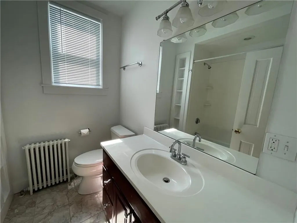 26 Ayrault Street Newport RI 02840