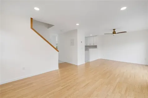 57 Clinton Street Newport RI 02840