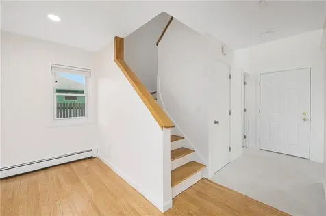 57 Clinton Street Newport RI 02840