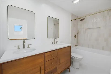 57 Clinton Street Newport RI 02840