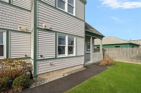 57 Clinton Street Newport RI 02840