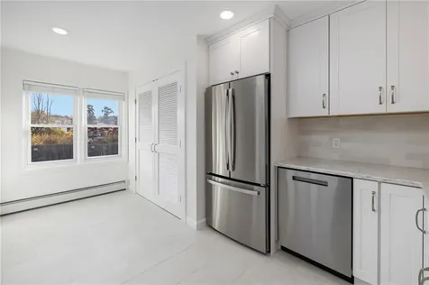 57 Clinton Street Newport RI 02840