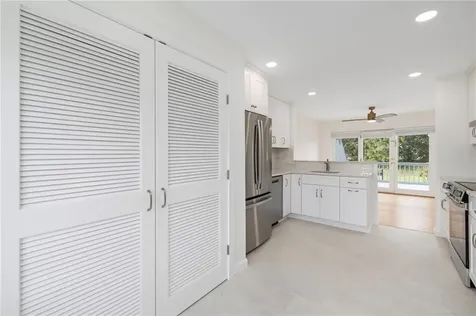 57 Clinton Street Newport RI 02840