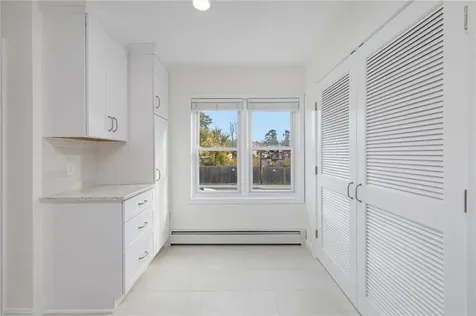 57 Clinton Street Newport RI 02840