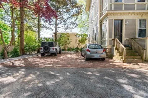 4 Red Cross Avenue Newport RI 02840