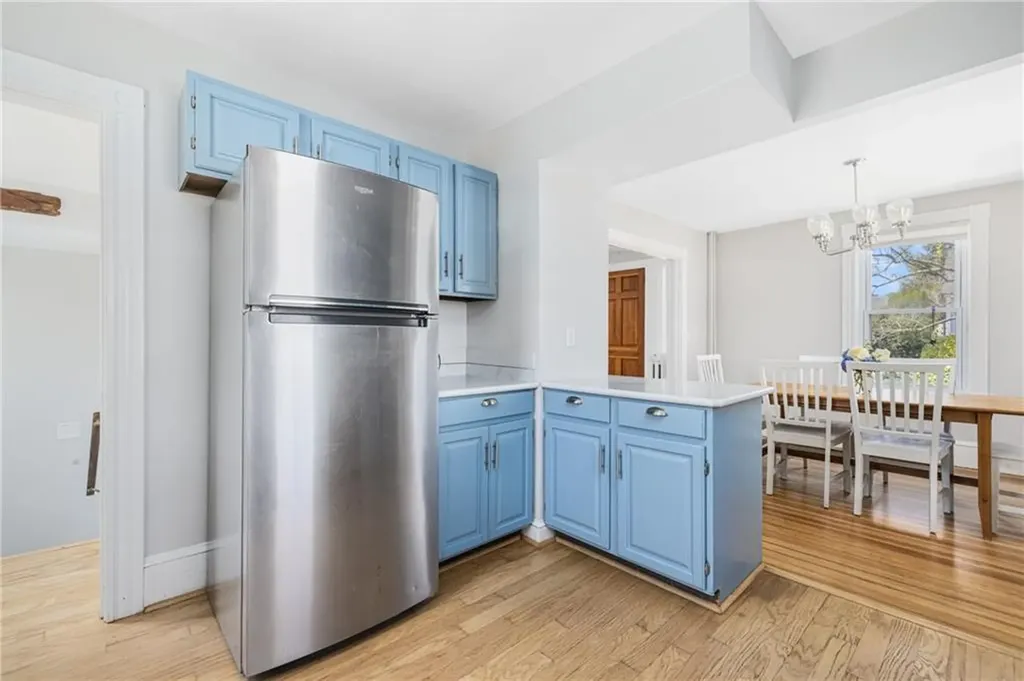 10 Eustis Avenue Newport RI 02840