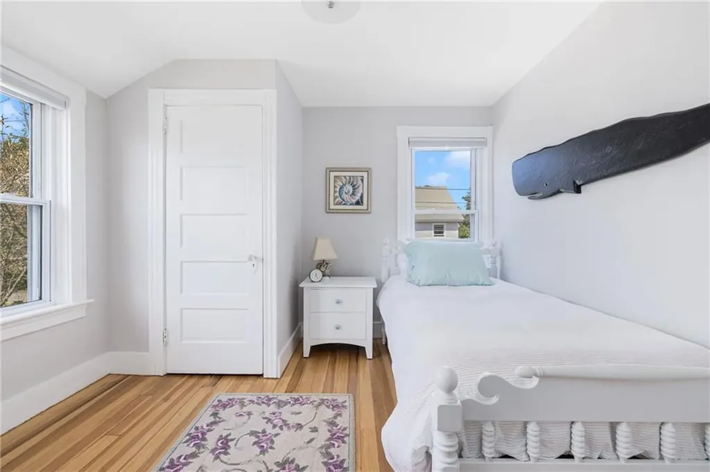 10 Eustis Avenue Newport RI 02840