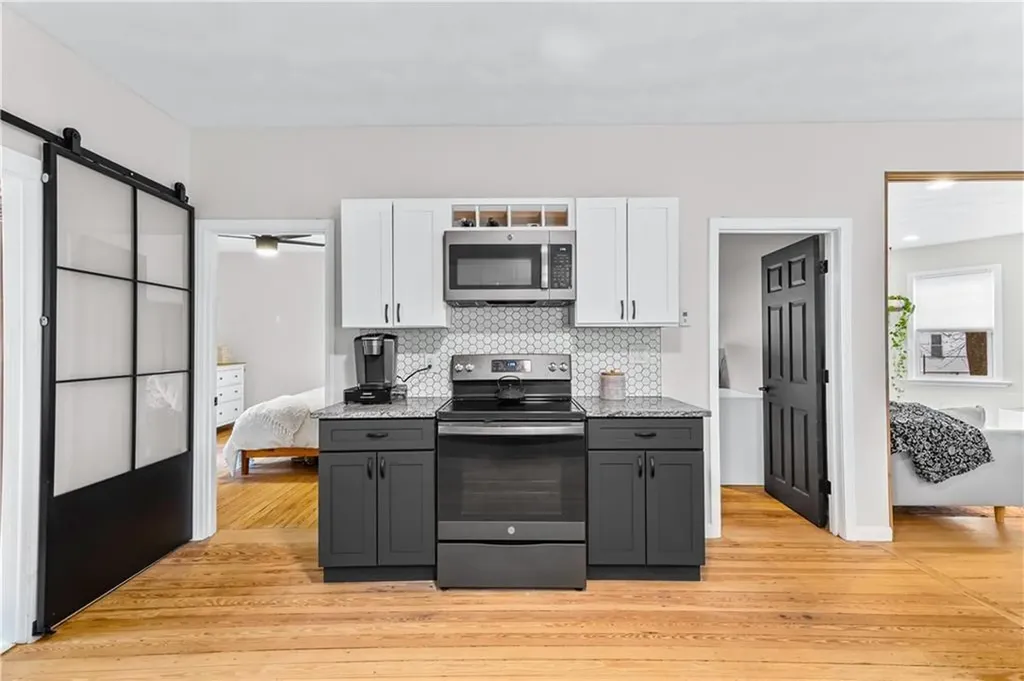 6 Dexter Street Johnston RI 02919
