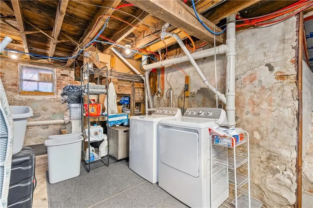 6 Dexter Street Johnston RI 02919
